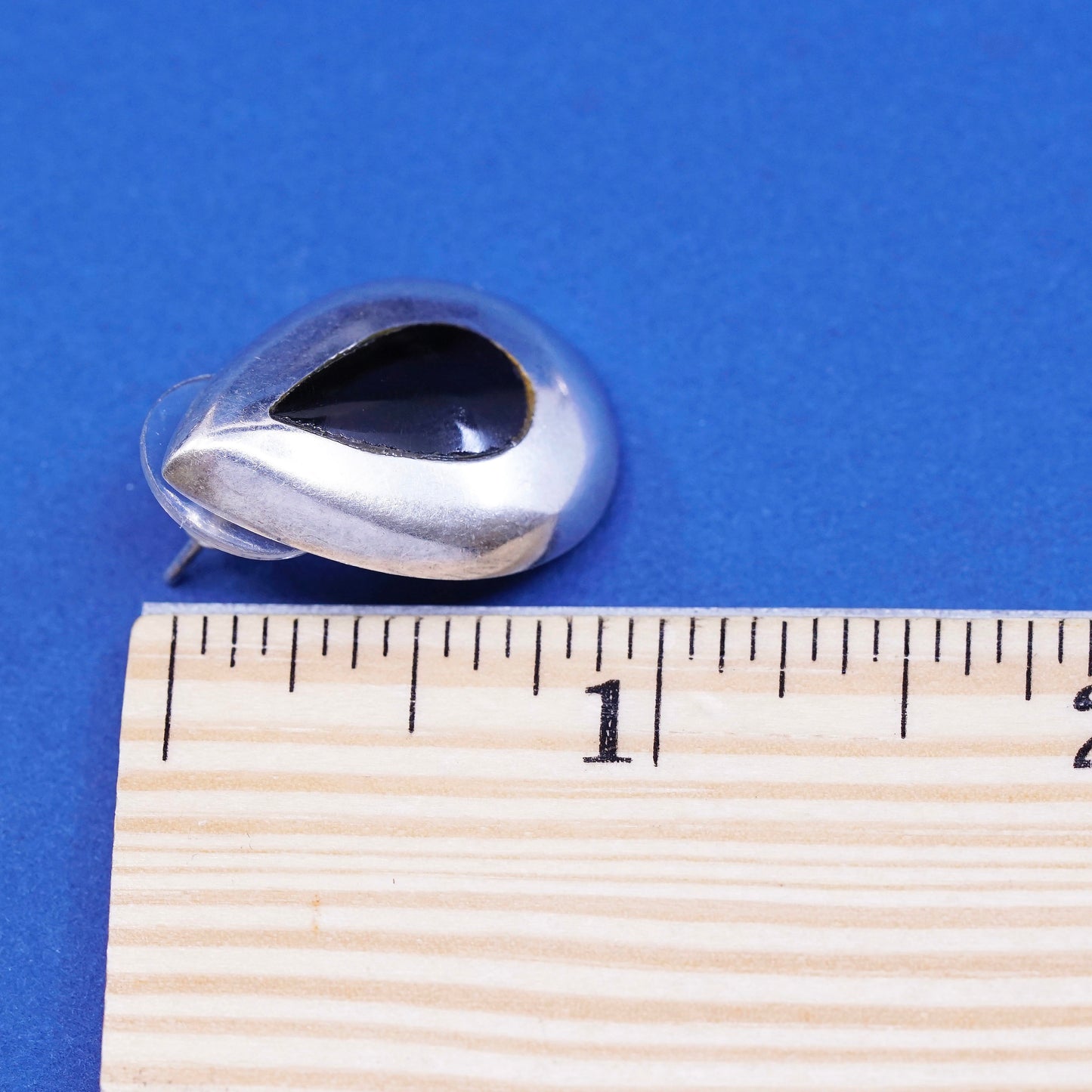 vtg sterling silver handmade earrings, 925 Teardrop studs w/ onyx