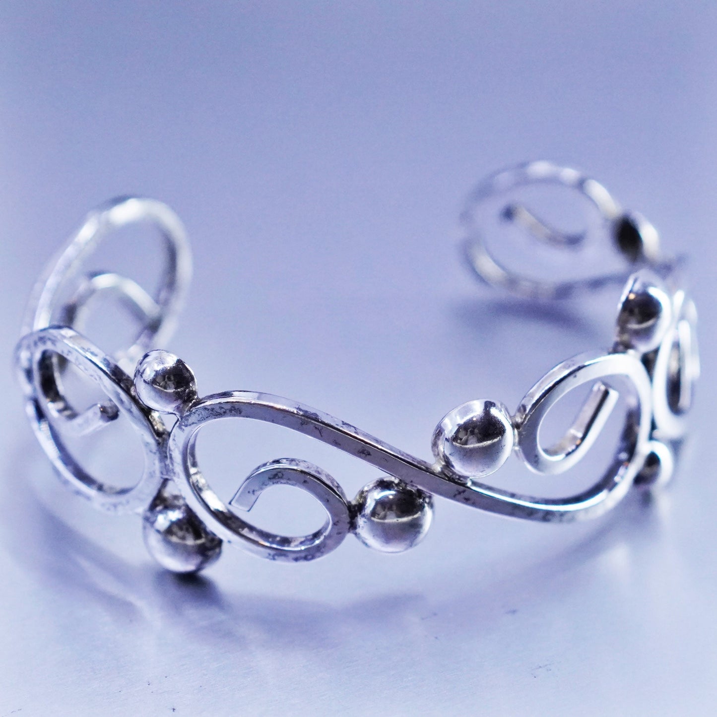 6.25”, Vintage Sterling 925 silver handmade bracelet, swirly cuff