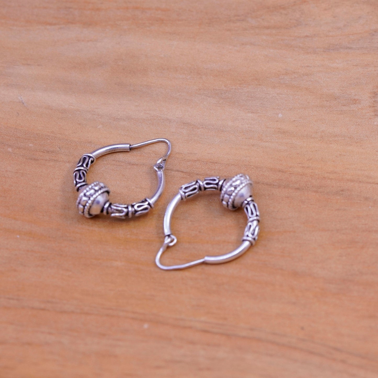0.75”, vintage Sterling silver handmade earrings, 925 filigree huggie hoops