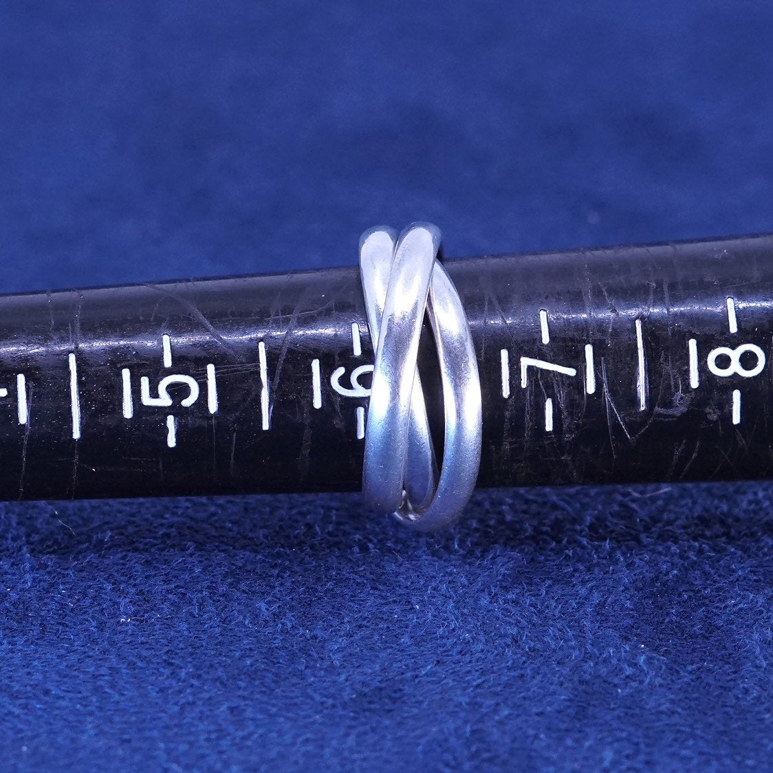sz 6.25, vtg Sterling silver handmade ring, 925 entwined band