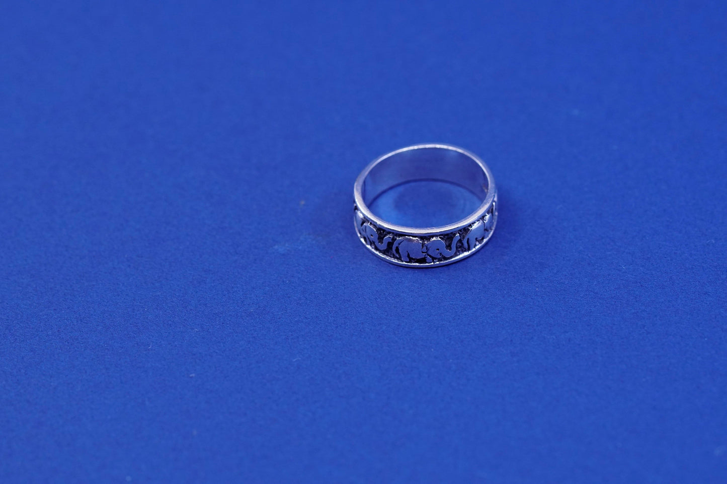 Size 7.5, vintage Sterling silver handmade ring, 925 embossed elephant band
