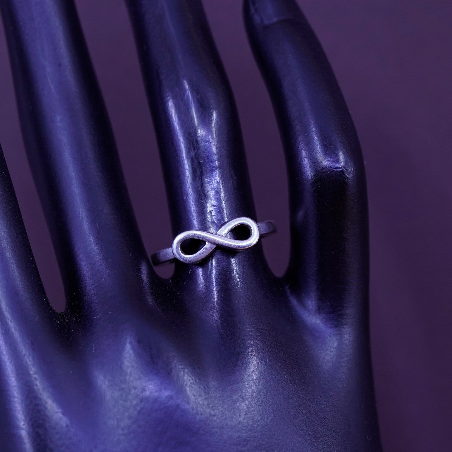 sz 7.25, Sterling silver handmade ring 925 silver infinity band sisters forever