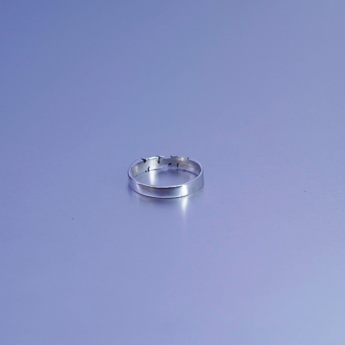 Size 8, vintage Shube Sterling 925 silver stackable ring, “moe girl” band