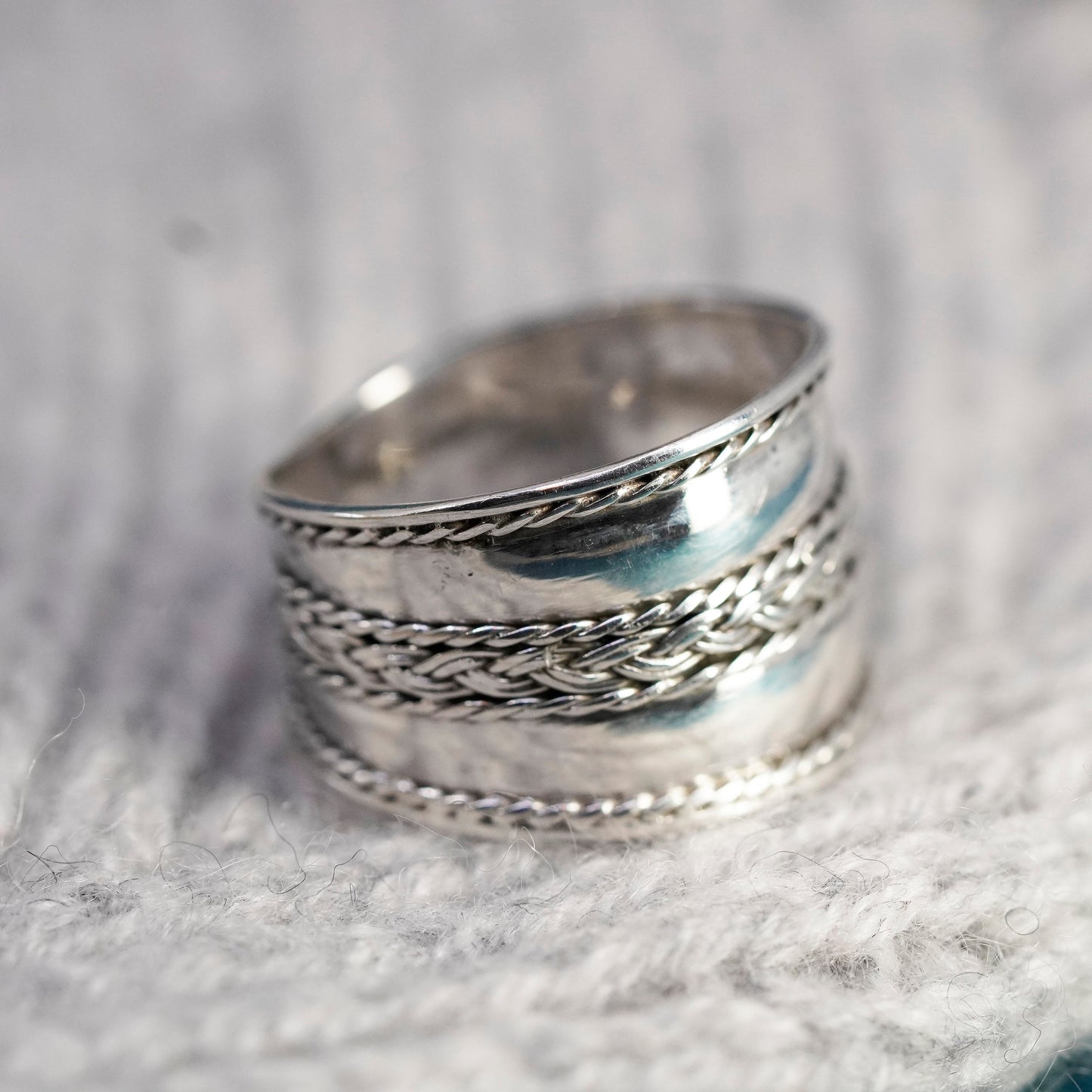 Size 7.5, vintage Sterling silver handmade band, wide 925 ribbed cable band