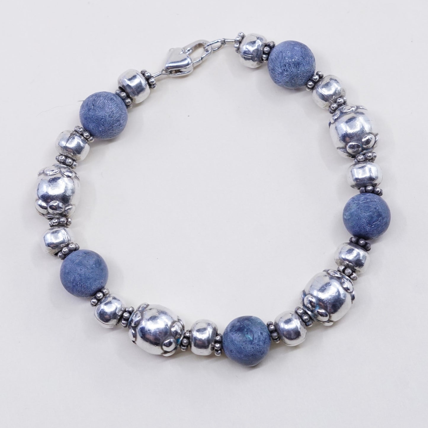 7”, Vintage handmade sterling 925 silver bracelet with sodalite beads