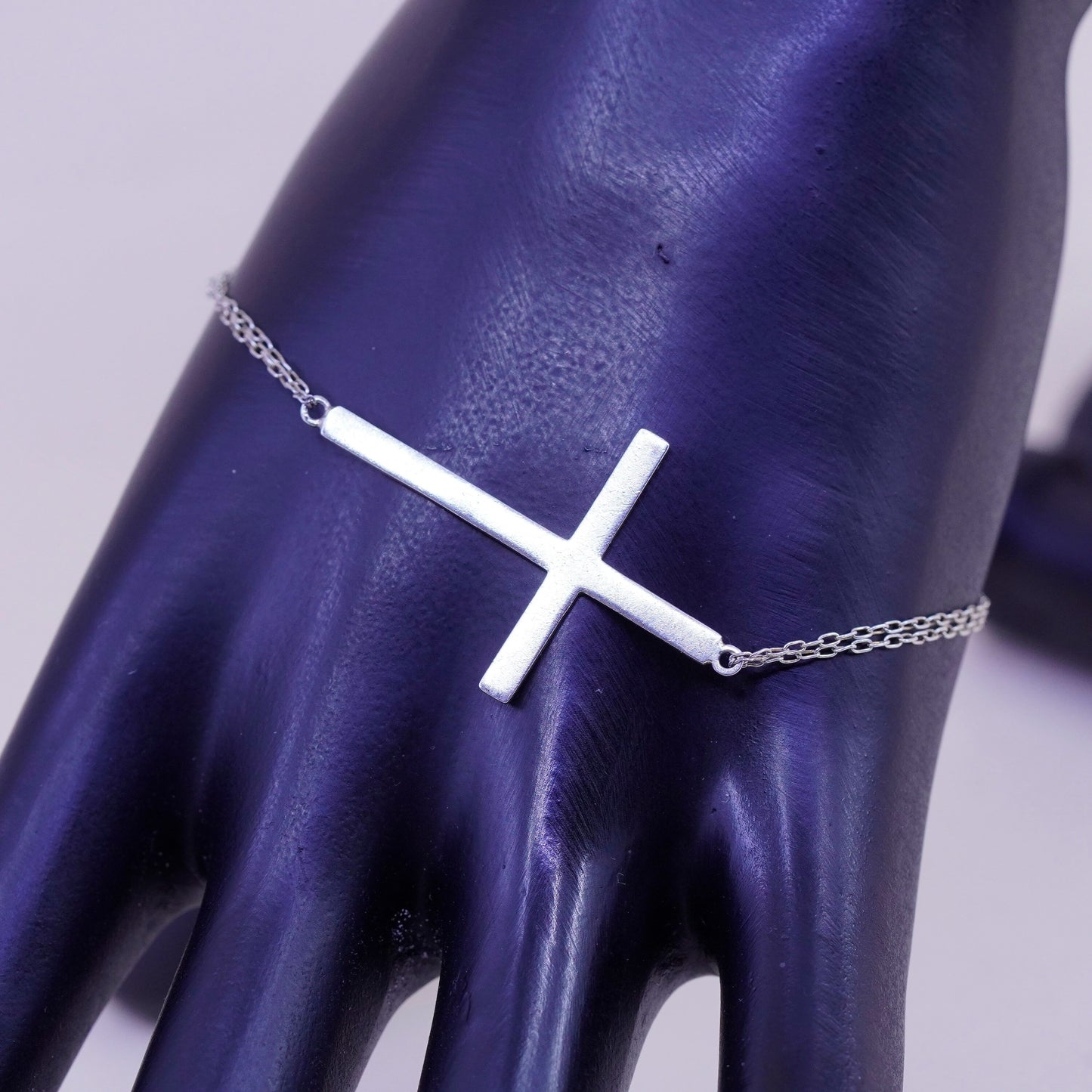 7”, Vintage sterling silver handmade bracelet, Italy 925 chain with cross