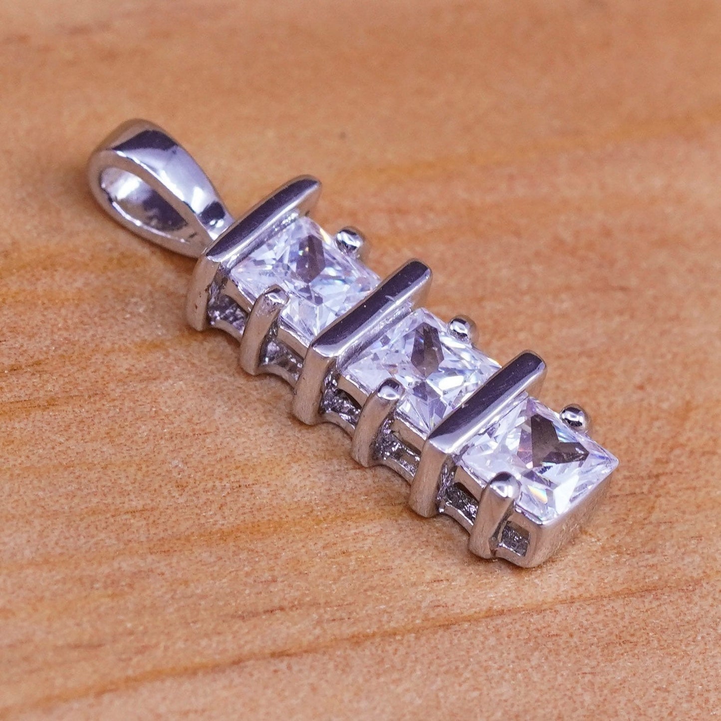 Vintage Sterling 925 silver handmade pendant with cz