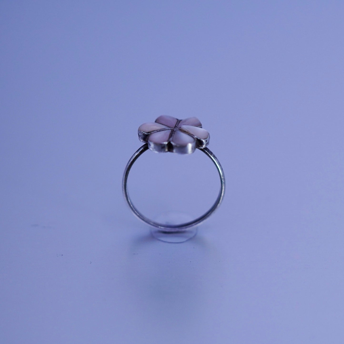 Size 6.25, Native American navajo Sterling 925 silver ring mother of pearl