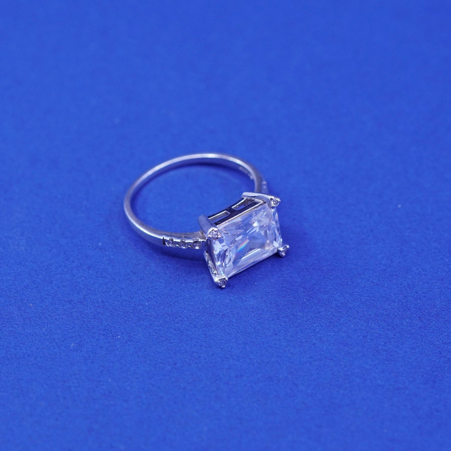 Size 8.5, vintage Sterling 925 silver engagement anniversary ring w/ cluster Cz