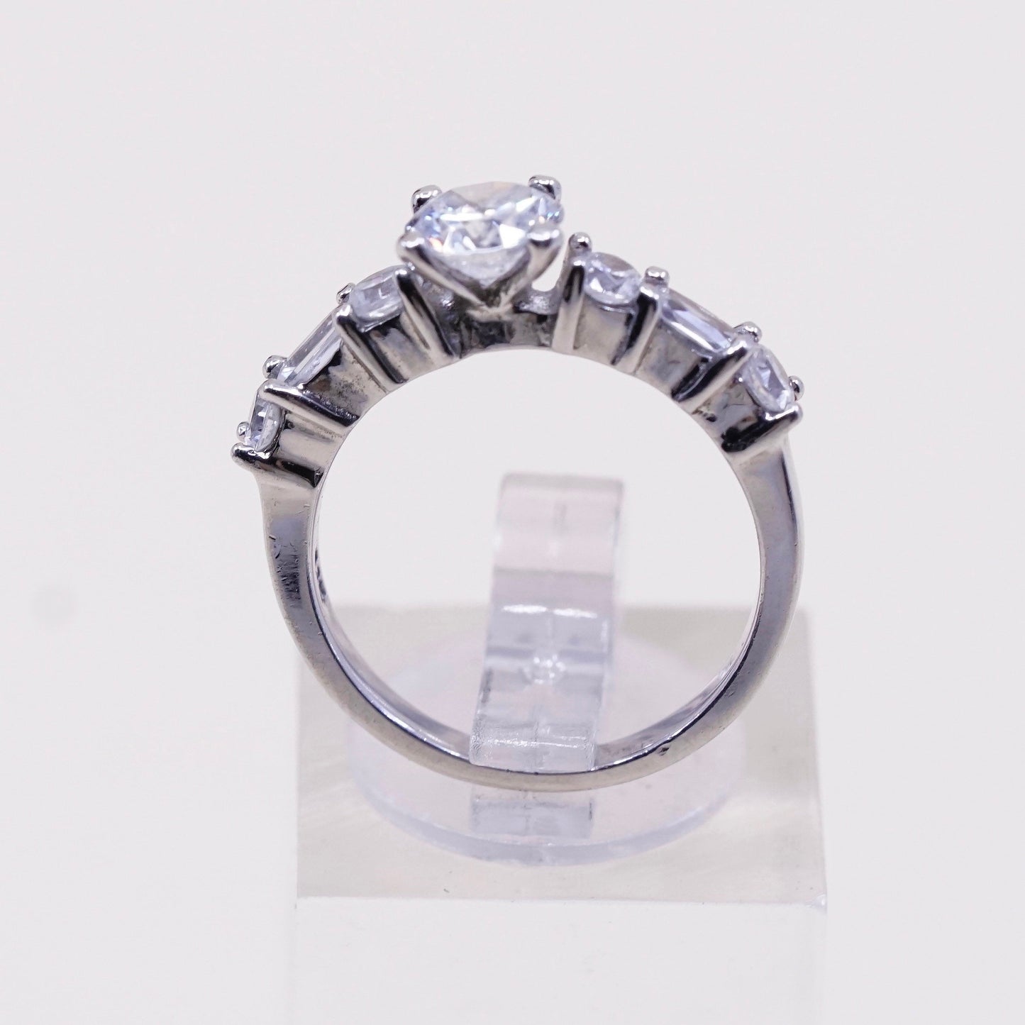 Size 6.25, Sterling silver ring, 925 silver with round cut cz, engagement ring