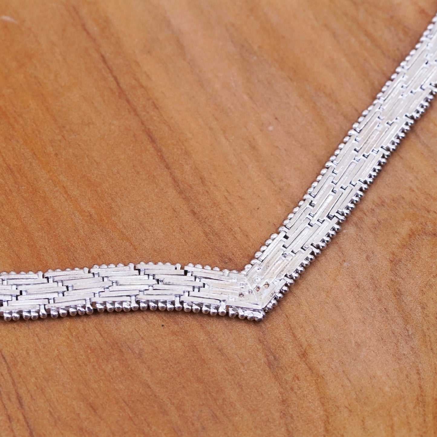 18” 7mm, vintage Italian V necklace, 925 riccio chain