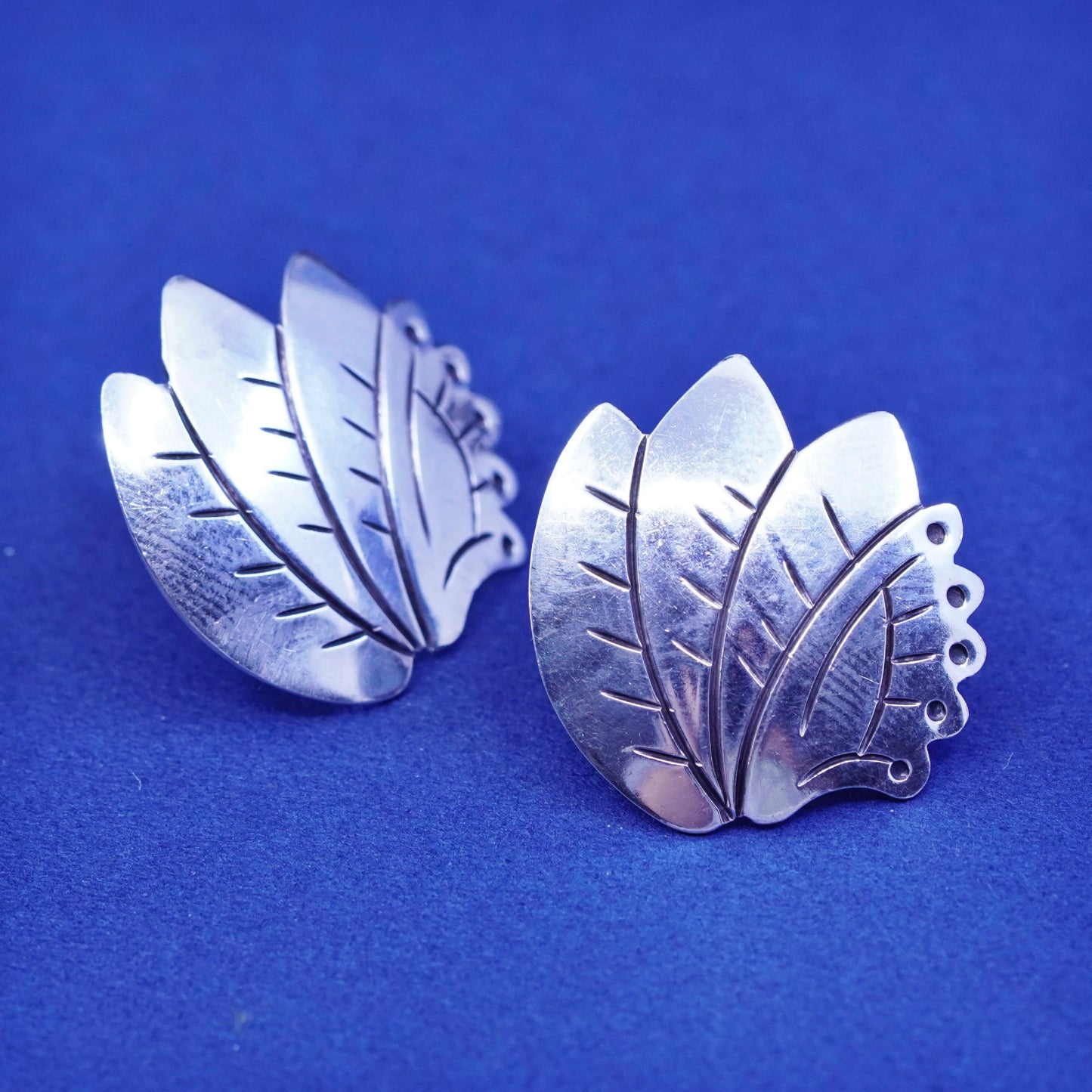 Native American Watson Honanie sterling 925 silver earrings, 925 leaf studs