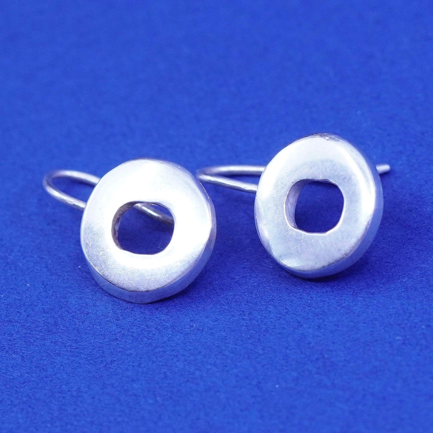 Vintage Sterling Silver handmade Earrings. 925 circle loop dangles