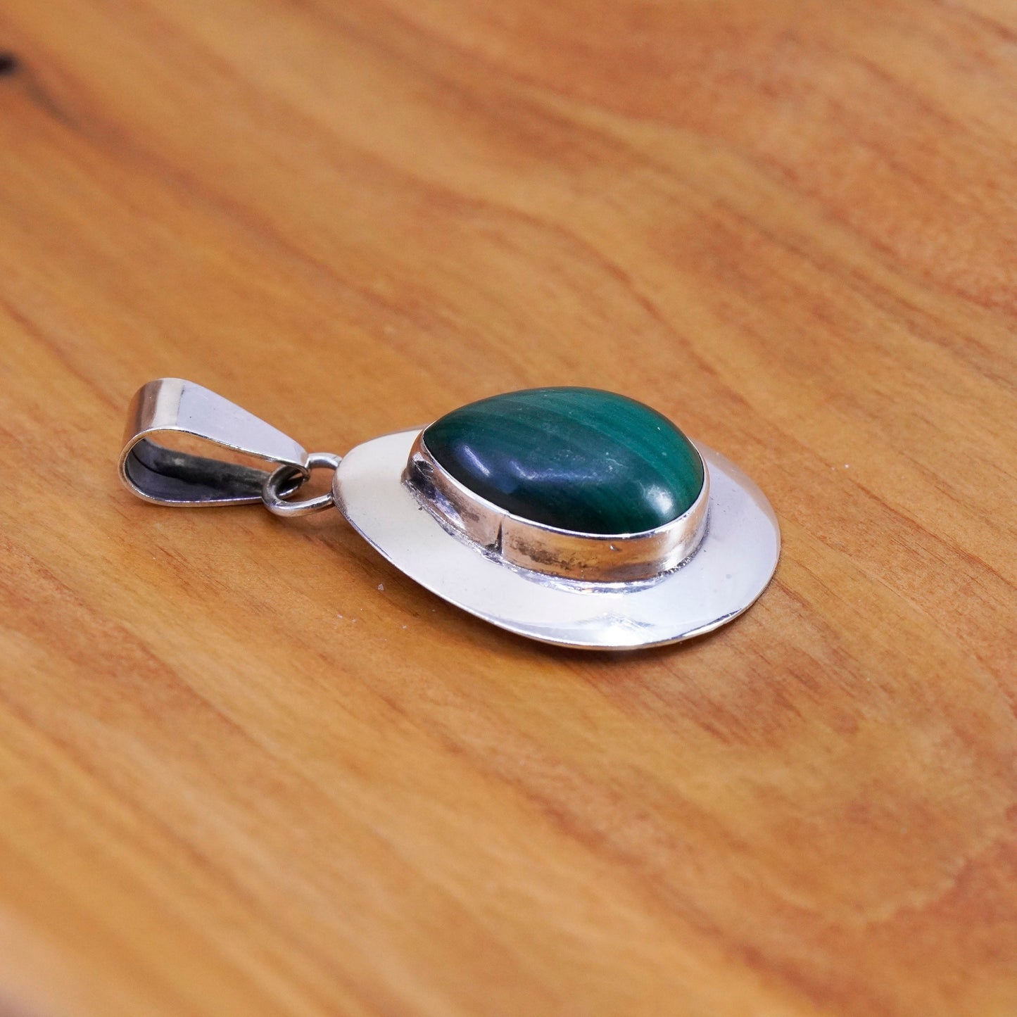 Native American Navajo Ella Peter Sterling 925 silver pendant teardrop malachite