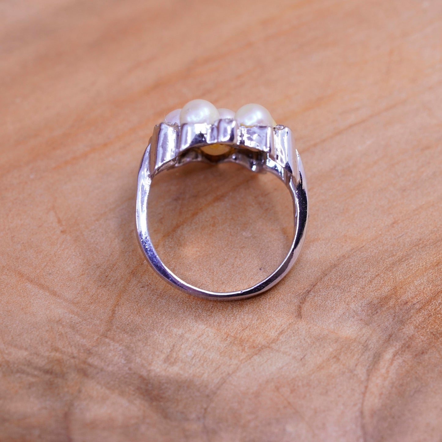 Size 7, vintage Sterling 925 silver handmade ring with freshwater pearls and cz