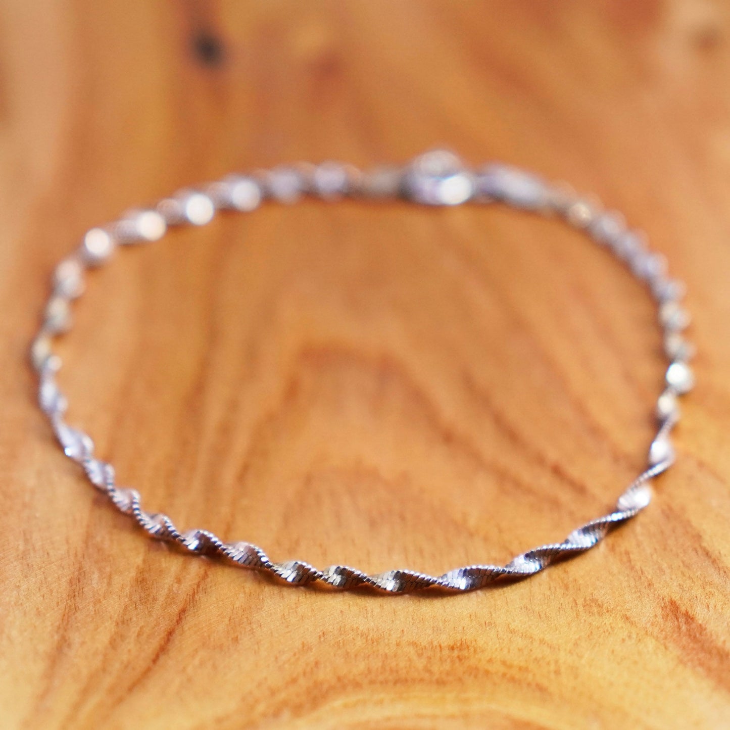 7, 2mm, vintage Sterling silver twisted herringbone bracelet, Italy 925 chain