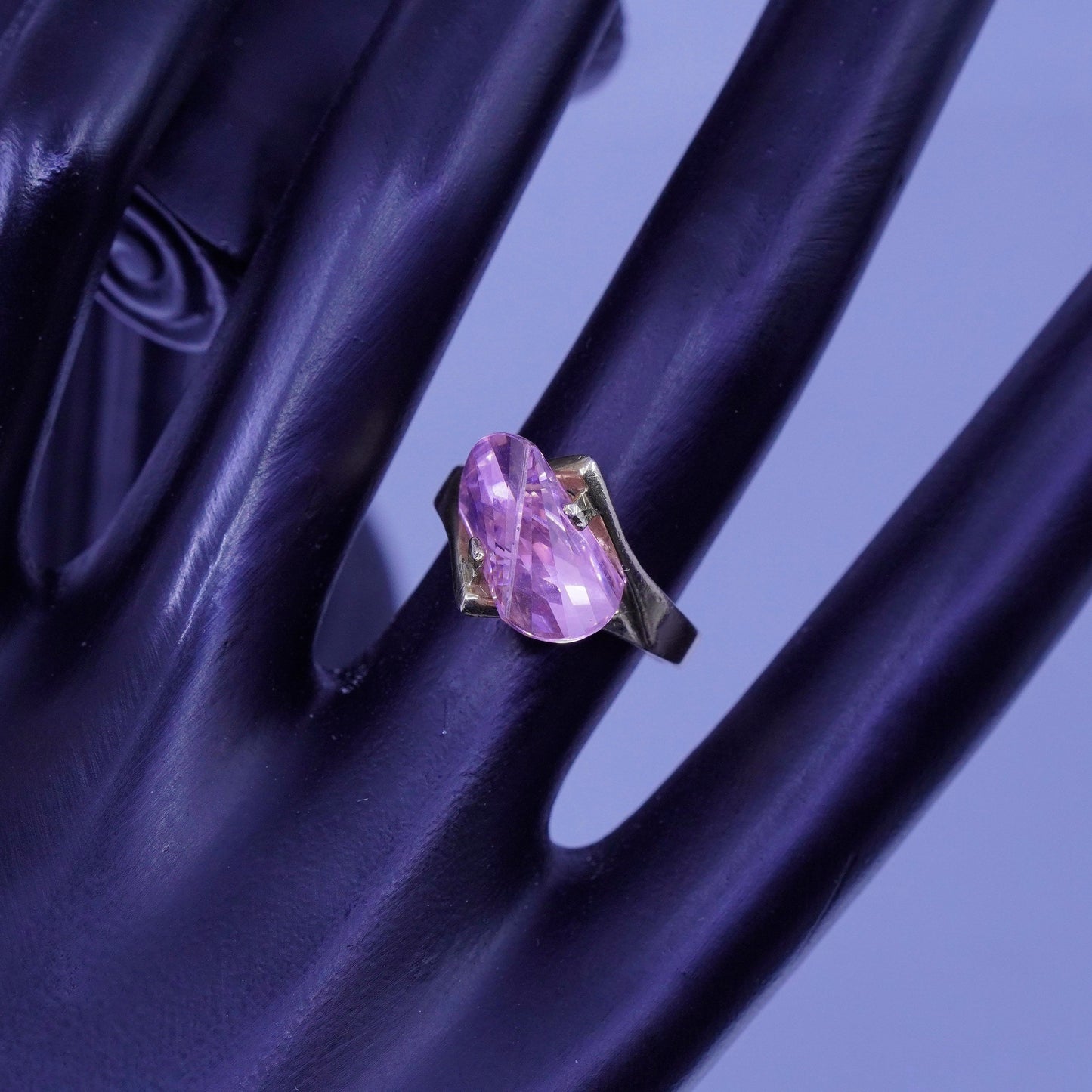 Size 6.5, vintage vermeil gold over Sterling silver modern ring pink crystal