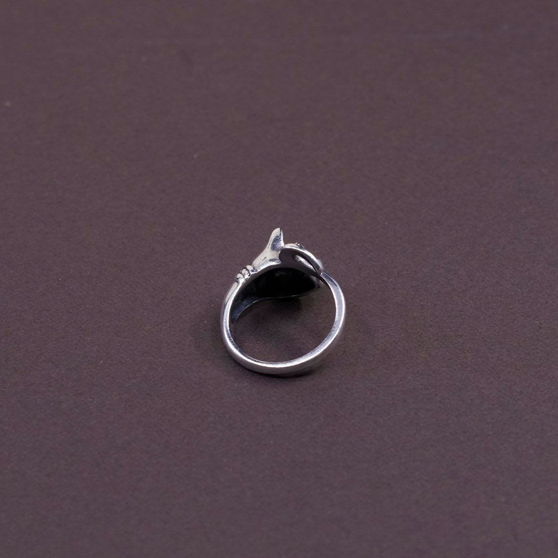 sz 5, kabana Sterling Silver Handmade ring, 925 cat head band w/ sapphire eyes