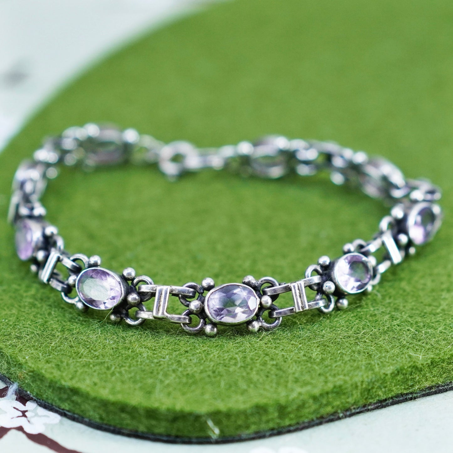 7”, Vintage Sterling 925 silver handmade bracelet with amethyst
