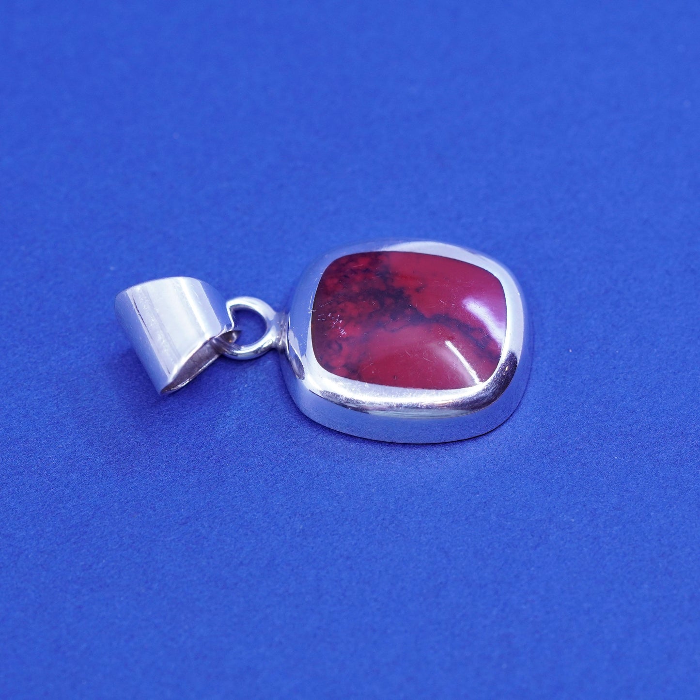 Vintage sterling 925 silver handmade pendant w/ square red jasper