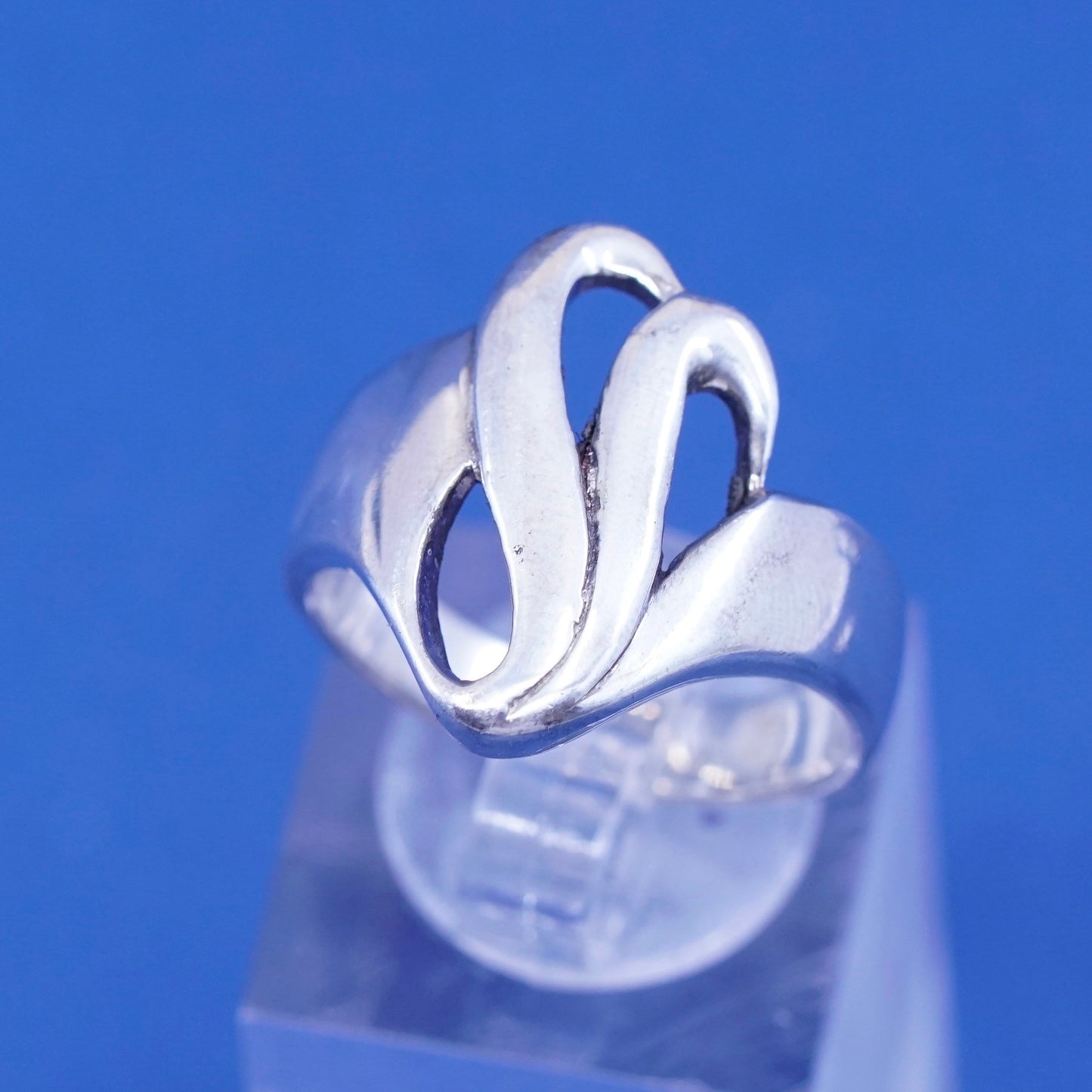 Size 8.5, vtg minimalist, simple Sterling 925 silver handmade wavy ring band