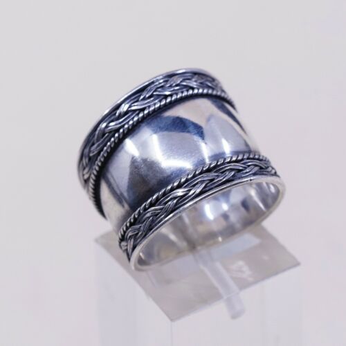 Size 8, Vtg Sterling Silver Handmade ribbed Ring 925 Silver warrior Band