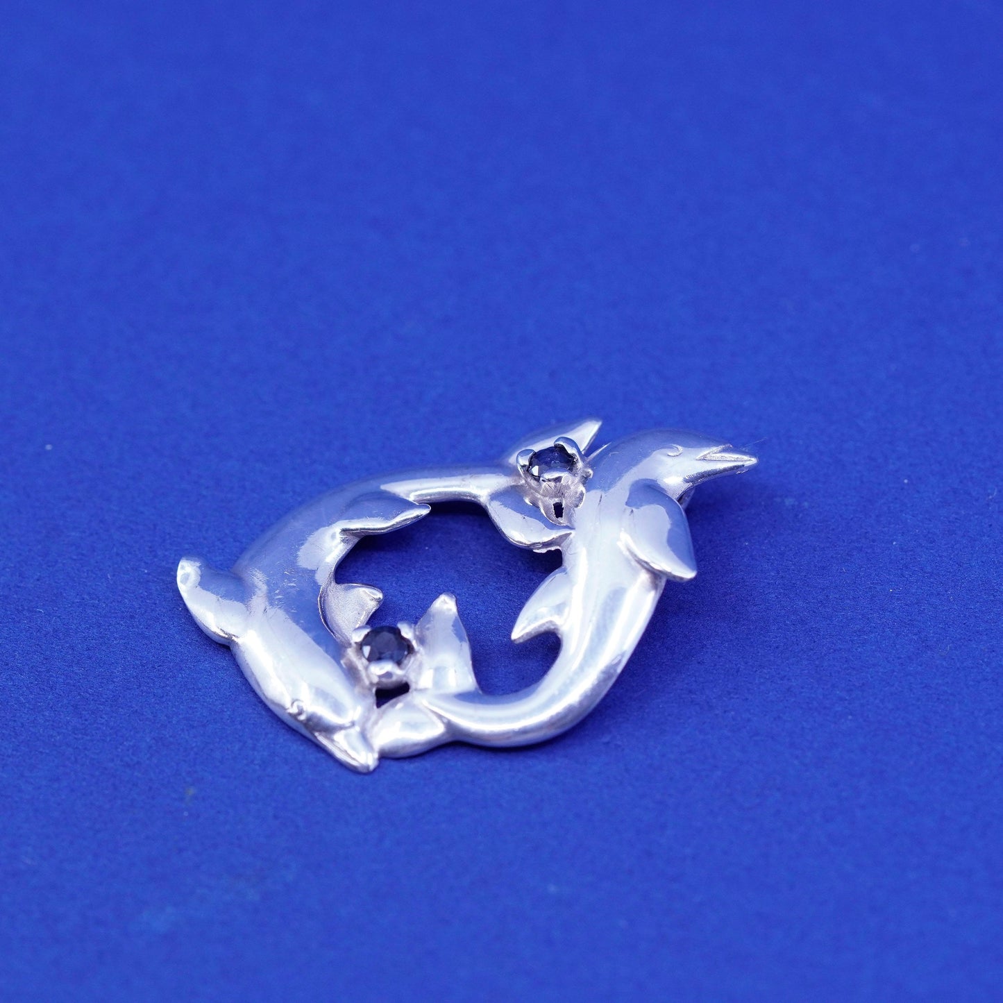 Vintage 1985 Gorham Herald handmade sterling 925 silver dolphins with sapphire