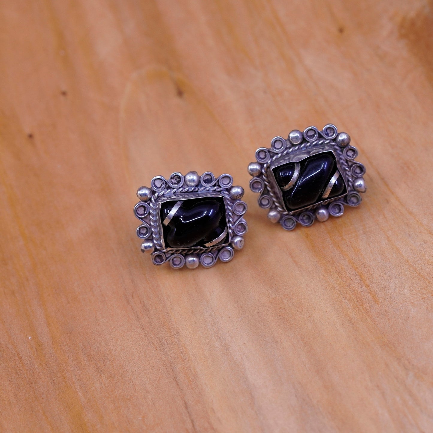 Vintage Sterling silver handmade screw back earrings, 925 beads with black onyx