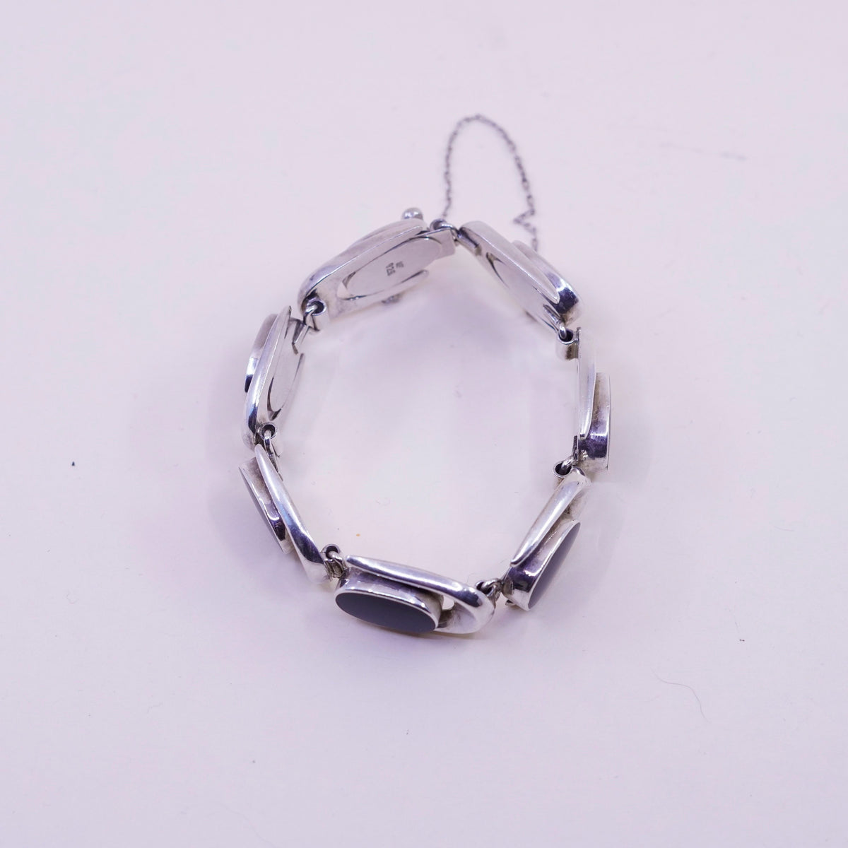 7”, Vintage mexico Sterling 925 silver handmade bracelet with oval onyx