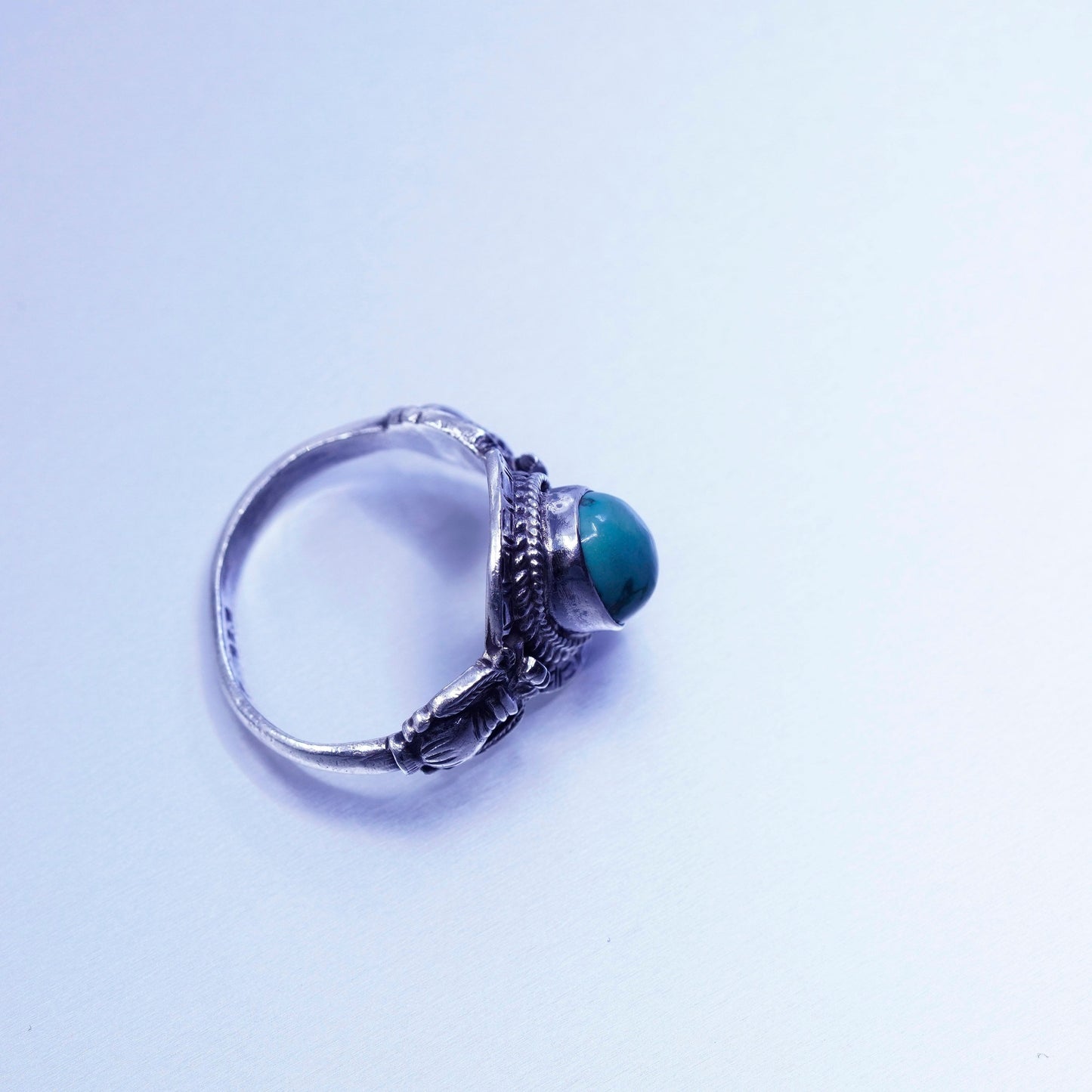 Size 9, Native American navajo Sterling 925 silver handmade ring with turquoise