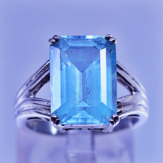 Size 7.25, vintage Sterling 925 silver handmade band ring with topaz
