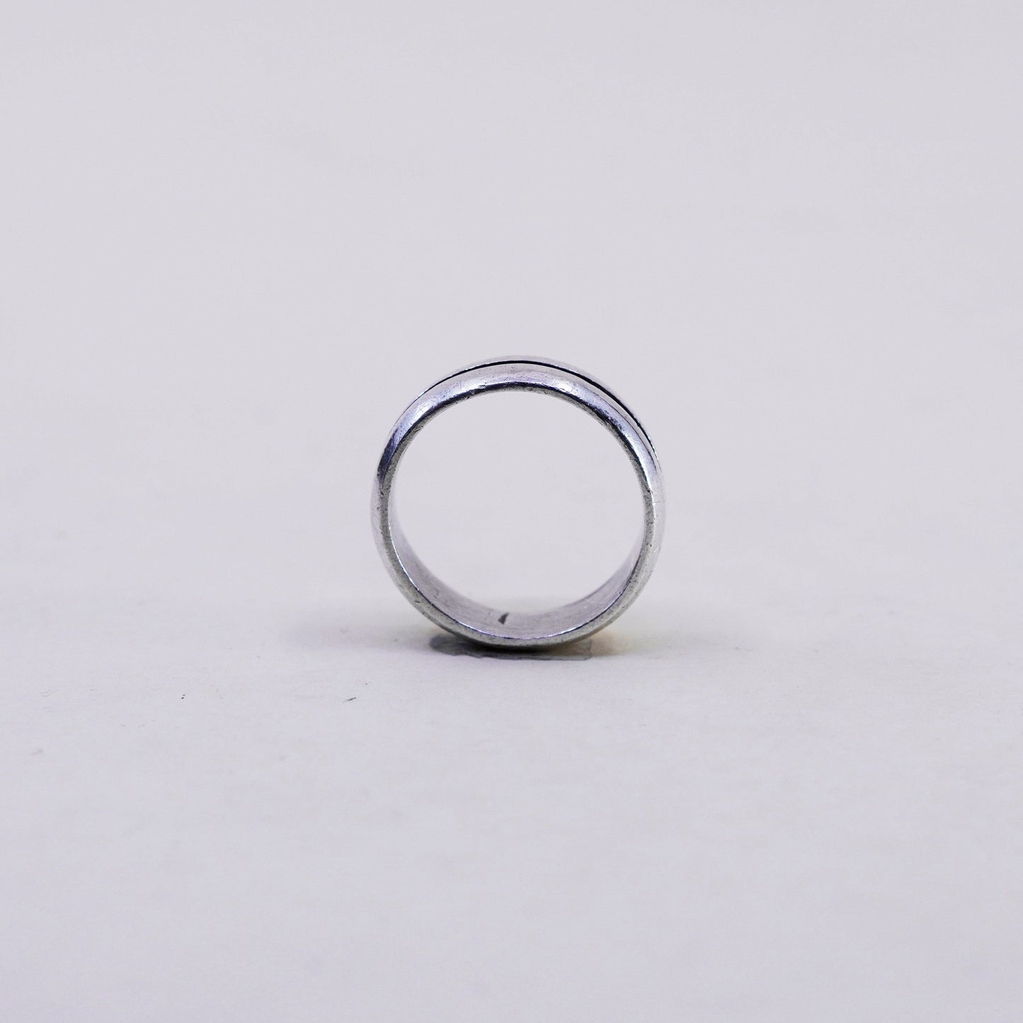Size 8, vtg mexico sterling silver handmade ribbed ring, 925 band, minimalist
