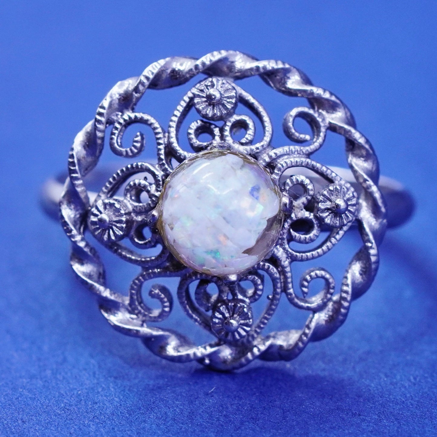 Size 8 Vintage Sterling 925 silver filigree handmade ring with opal