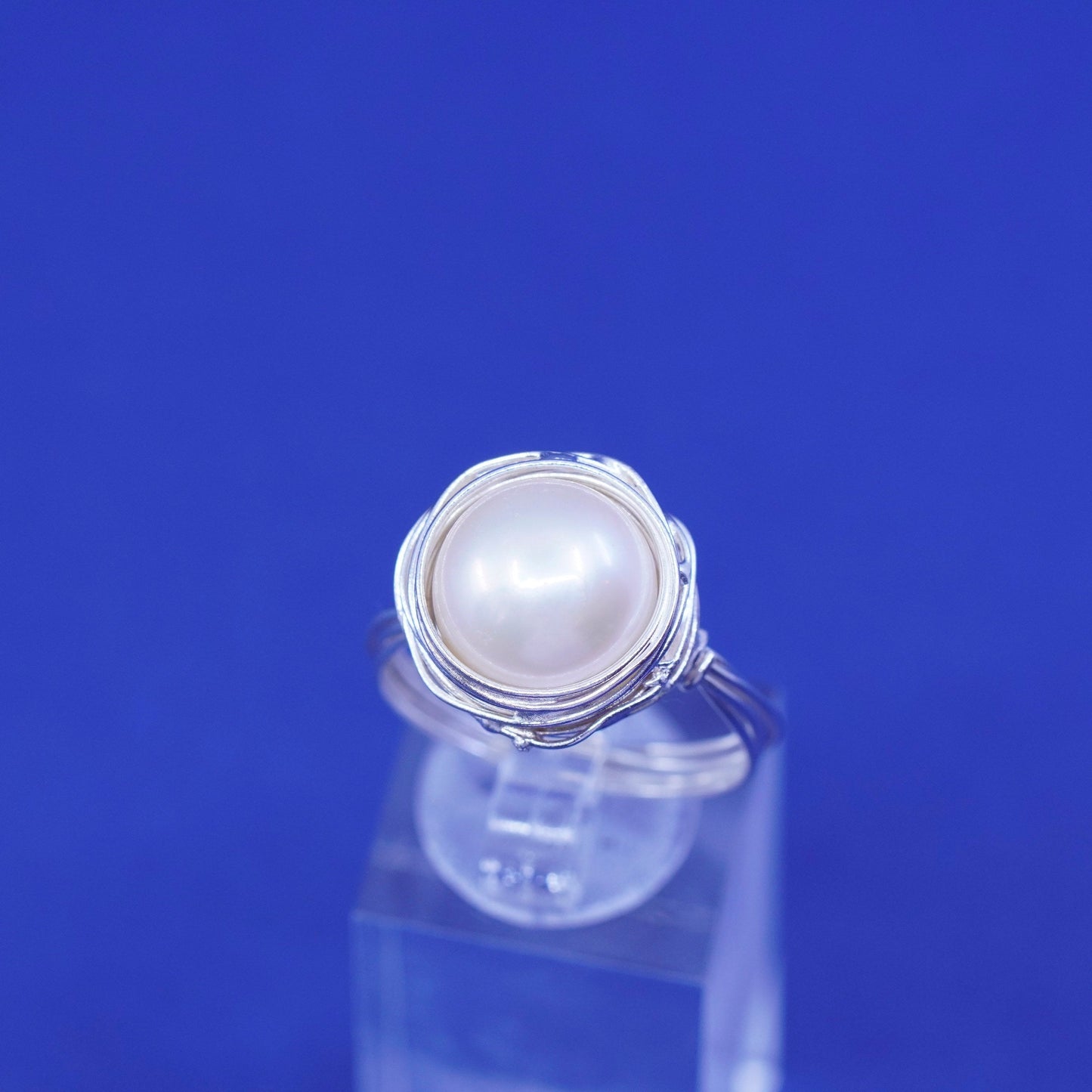 Size 9.5, vintage hammered textured Sterling 925 Silver wired ring with pearl