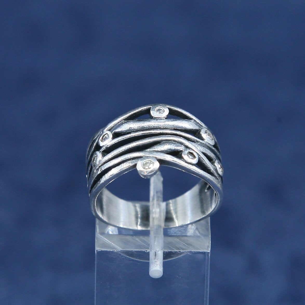 Size 8.5, vtg Sterling silver handmade ring, 925 w/ crystal