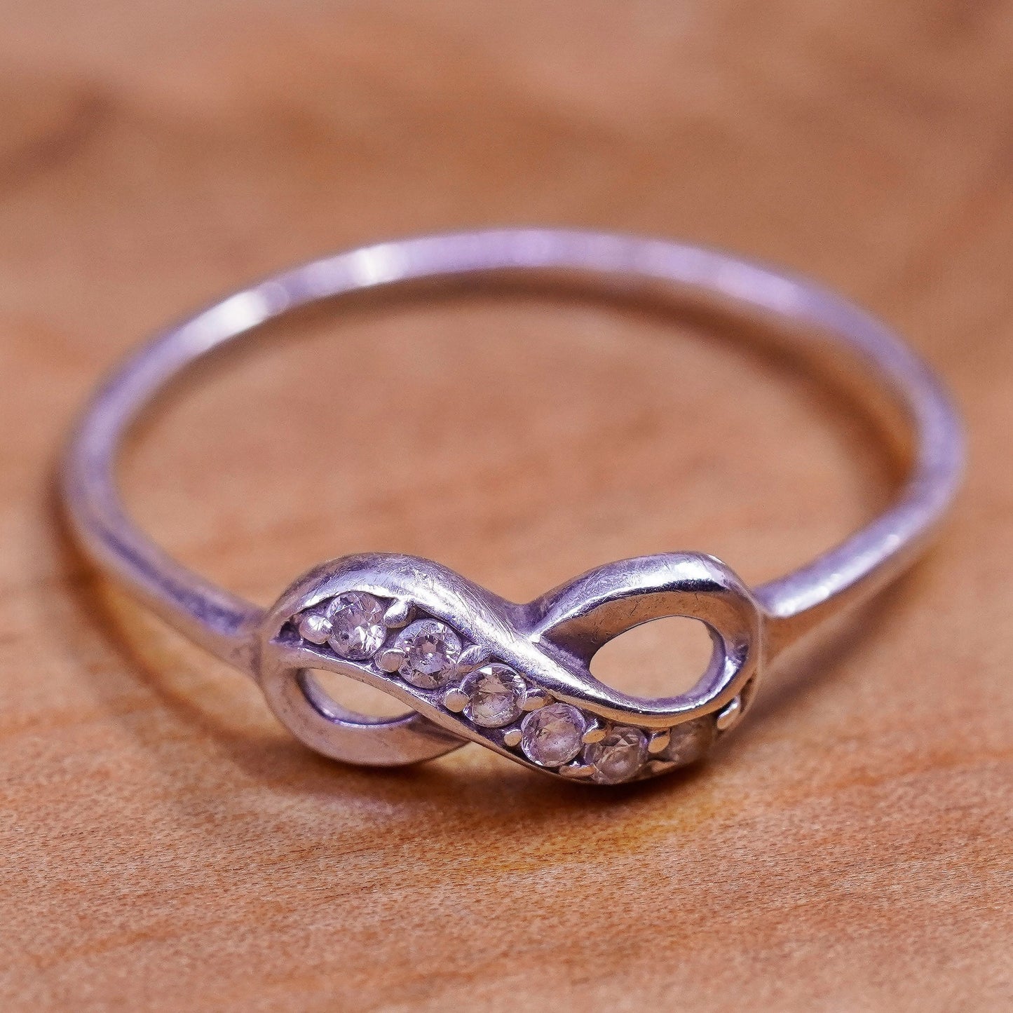 Size 8, vintage Sterling silver handmade ring with Cz, 925 infinity band