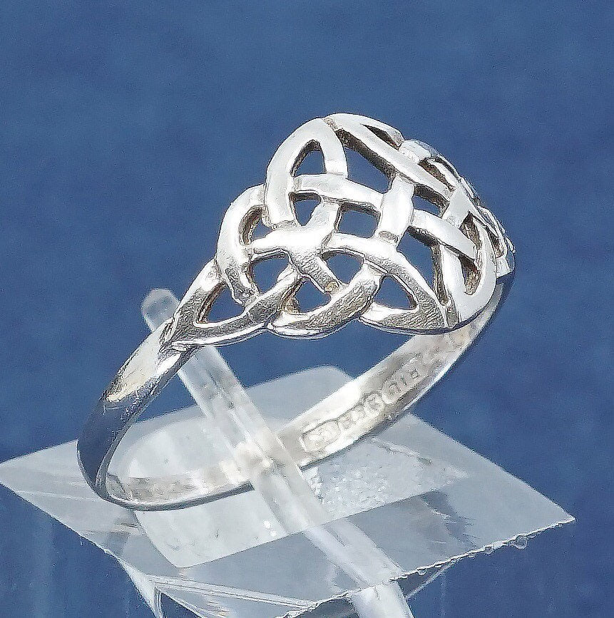 sz 8.25, vtg RIL Sterling silver handmade ring, 925 band w/ Irish filigree