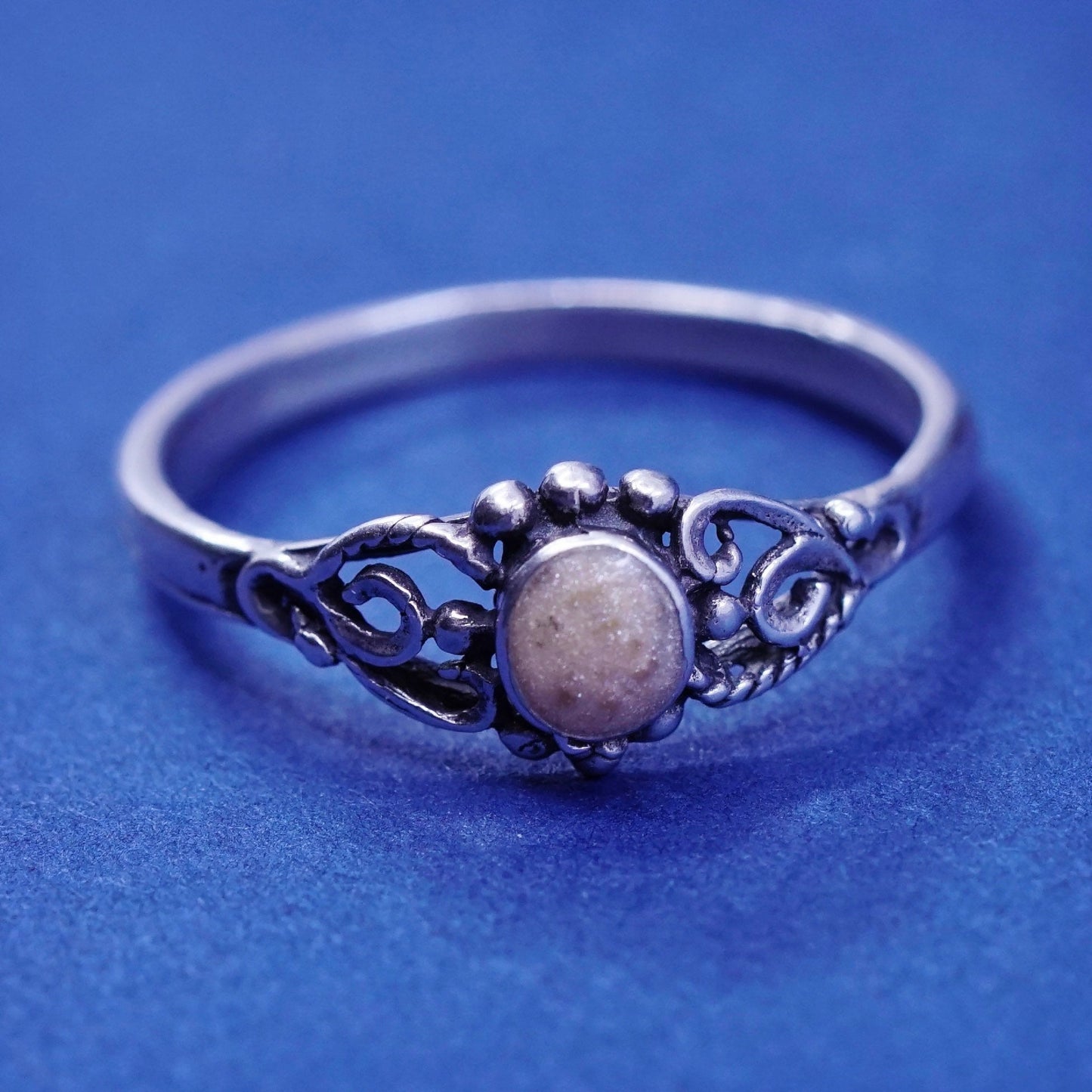 Size 6.75, vintage sterling silver handmade ring, 925 filigree band with jasper