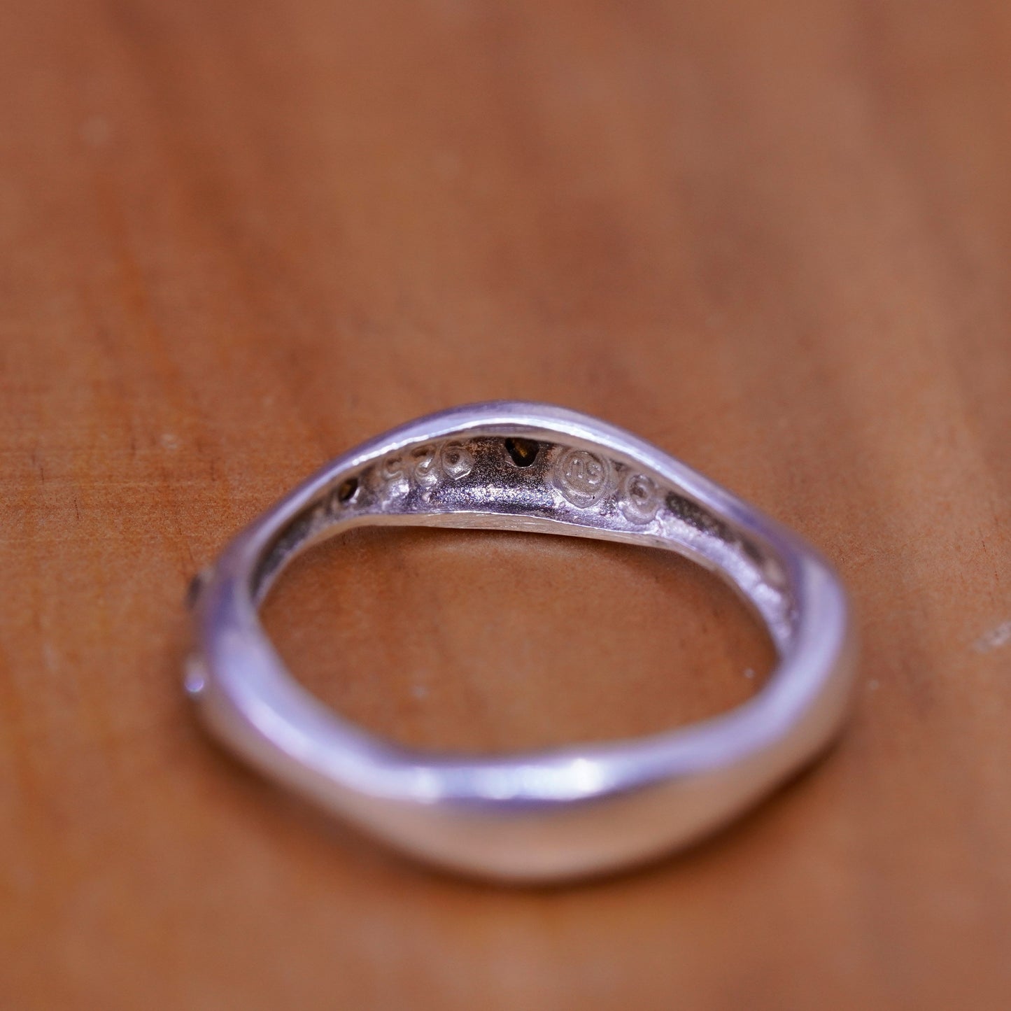 Size 5.75, vintage Sterling silver ring, 925 band with cz