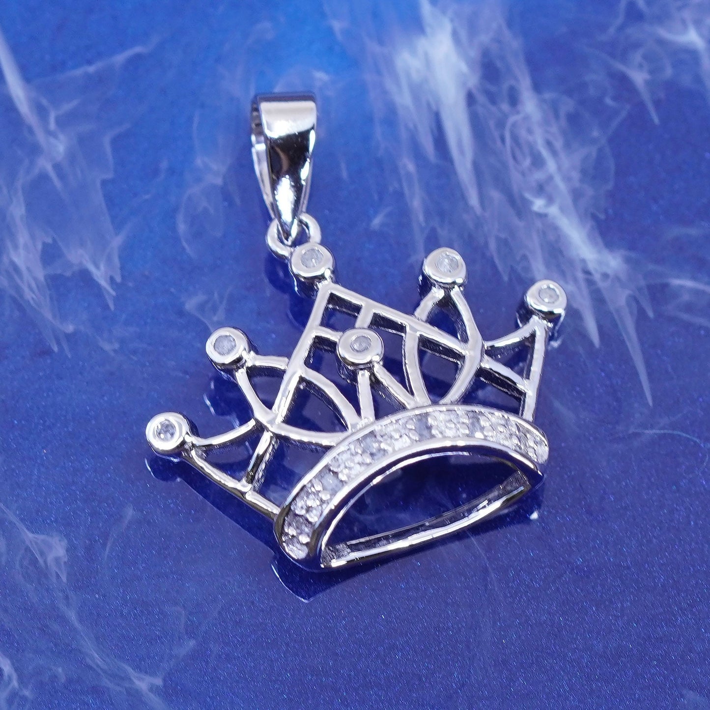Vintage Sterling silver handmade pendant, 925 crown with genuine diamond center