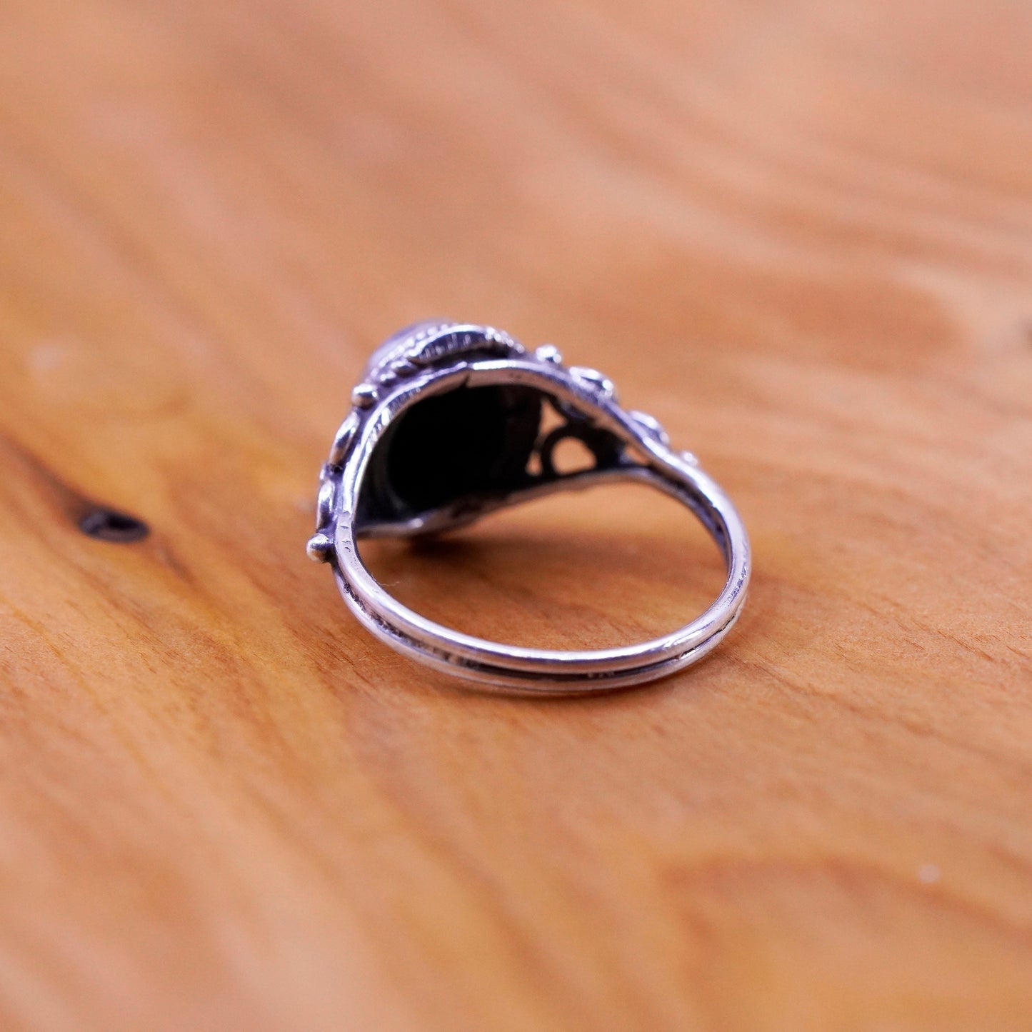 Size 6.75, vintage Sterling 925 silver handmade ring with obsidian and beads