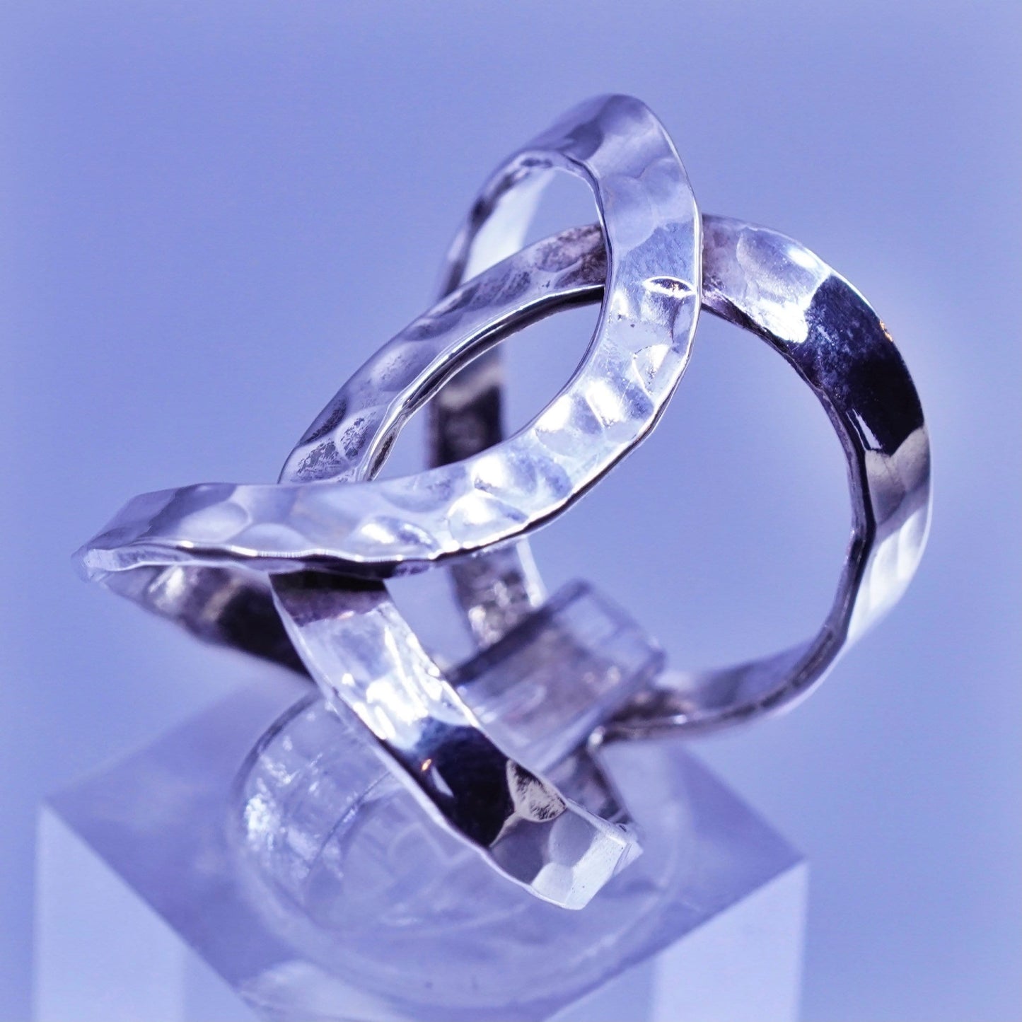 Size 7, vintage HOB Sterling 925 silver ring, crossed hammered band