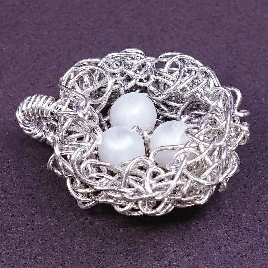 VTG Sterling silver handmade pendant, 925 wired bird nest w/ pearl details