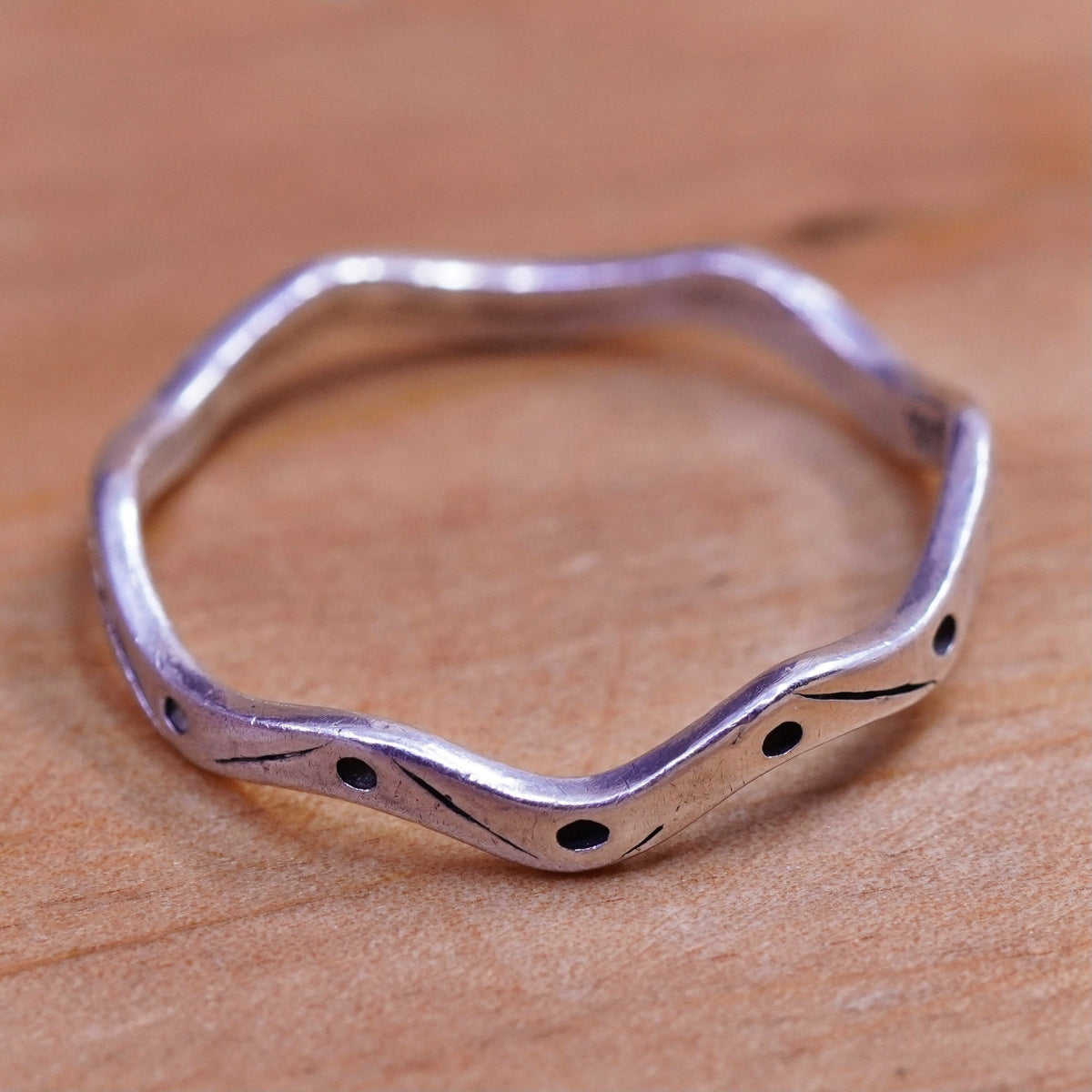 Size 10.75, vintage Sterling silver handmade ring, southwestern, 925 wavy band