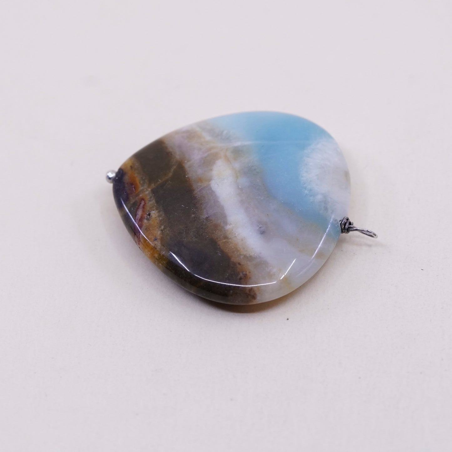 Vintage unique agate heart pendant with sterling 925 silver wire