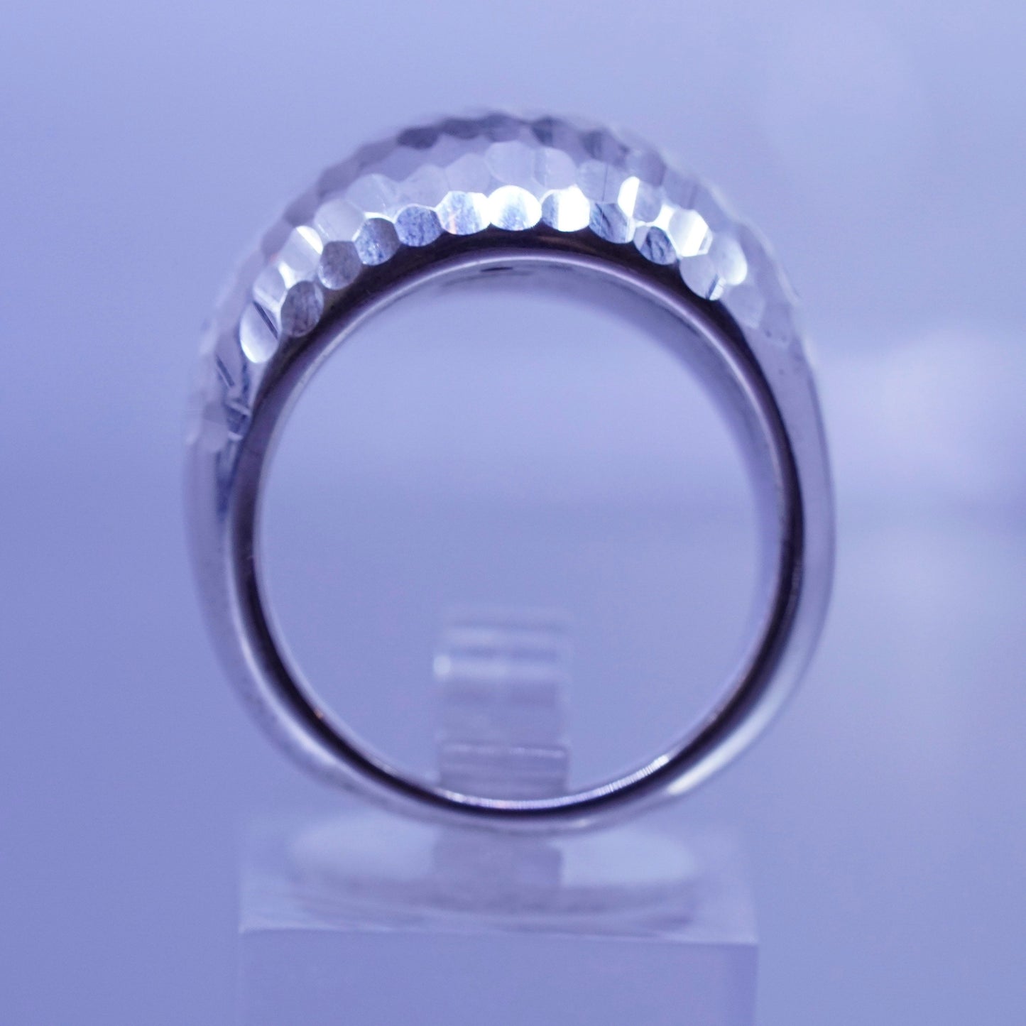 Size 8.25, vintage Italy Sterling 925 silver ring, hammered band
