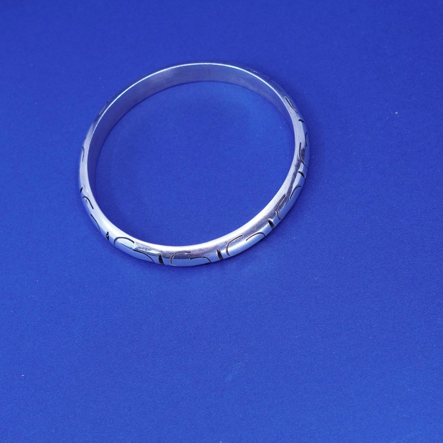 8.25”, vintage Taxco sterling silver handmade bracelet, 925 textured bangle