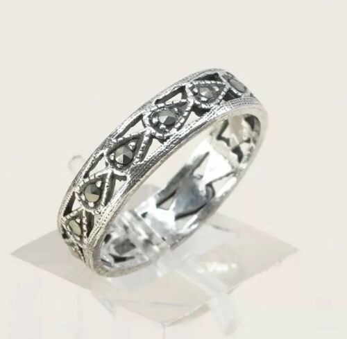Size 7.75, Vtg Sterling Silver Handmade Ring, 925 Silver Band W/ Marcasite