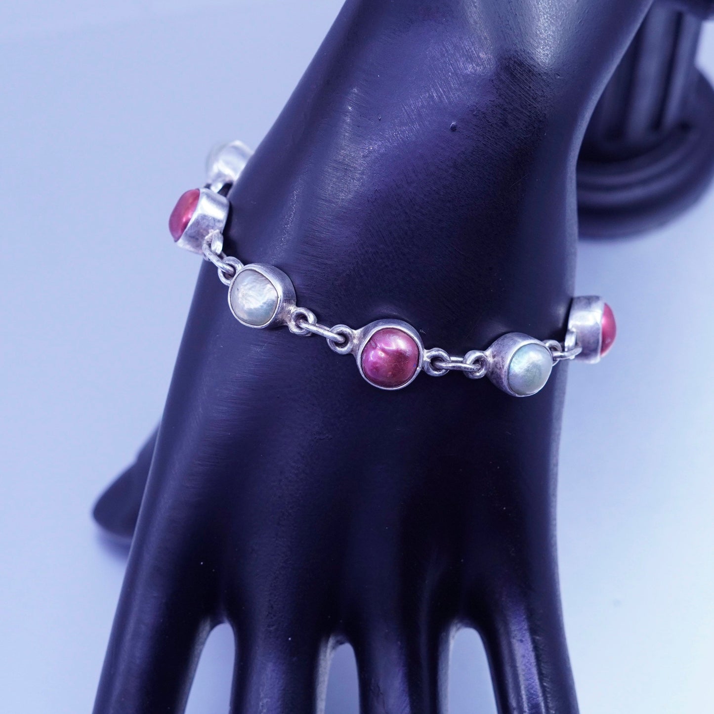 6.75”, vintage Sterling 925 silver bracelet with red white freshwater pearl