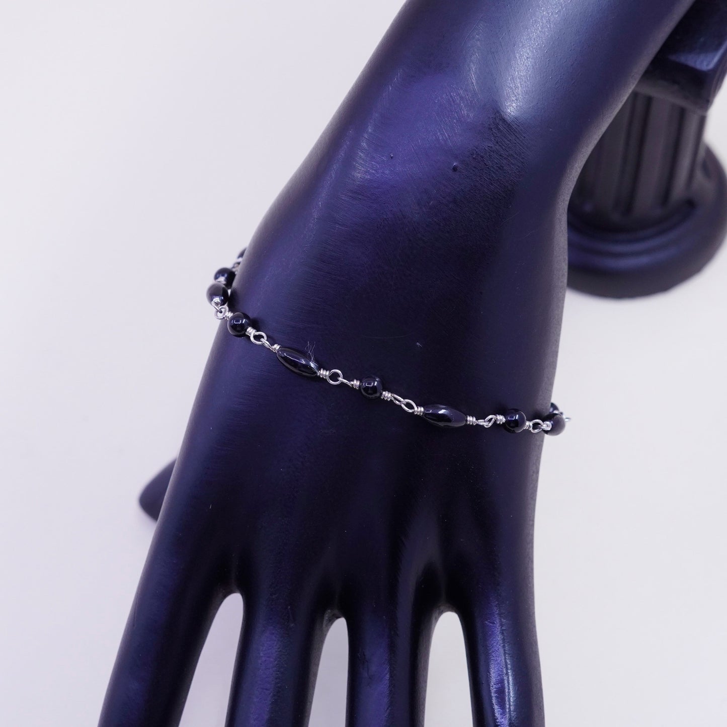 7.25”, Vintage Sterling 925 silver bracelet with obsidian link chain